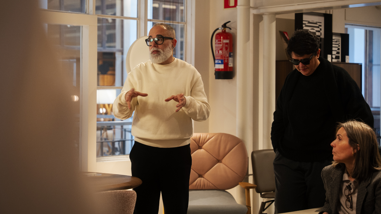 Estudio de Marta de la Rica durante el evento exclusivo del Club Premium IDE, interioristas y arquitectos aprendiendo de un referente del diseño de interiores